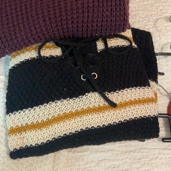 Sweaters! - Picture 4 of 6